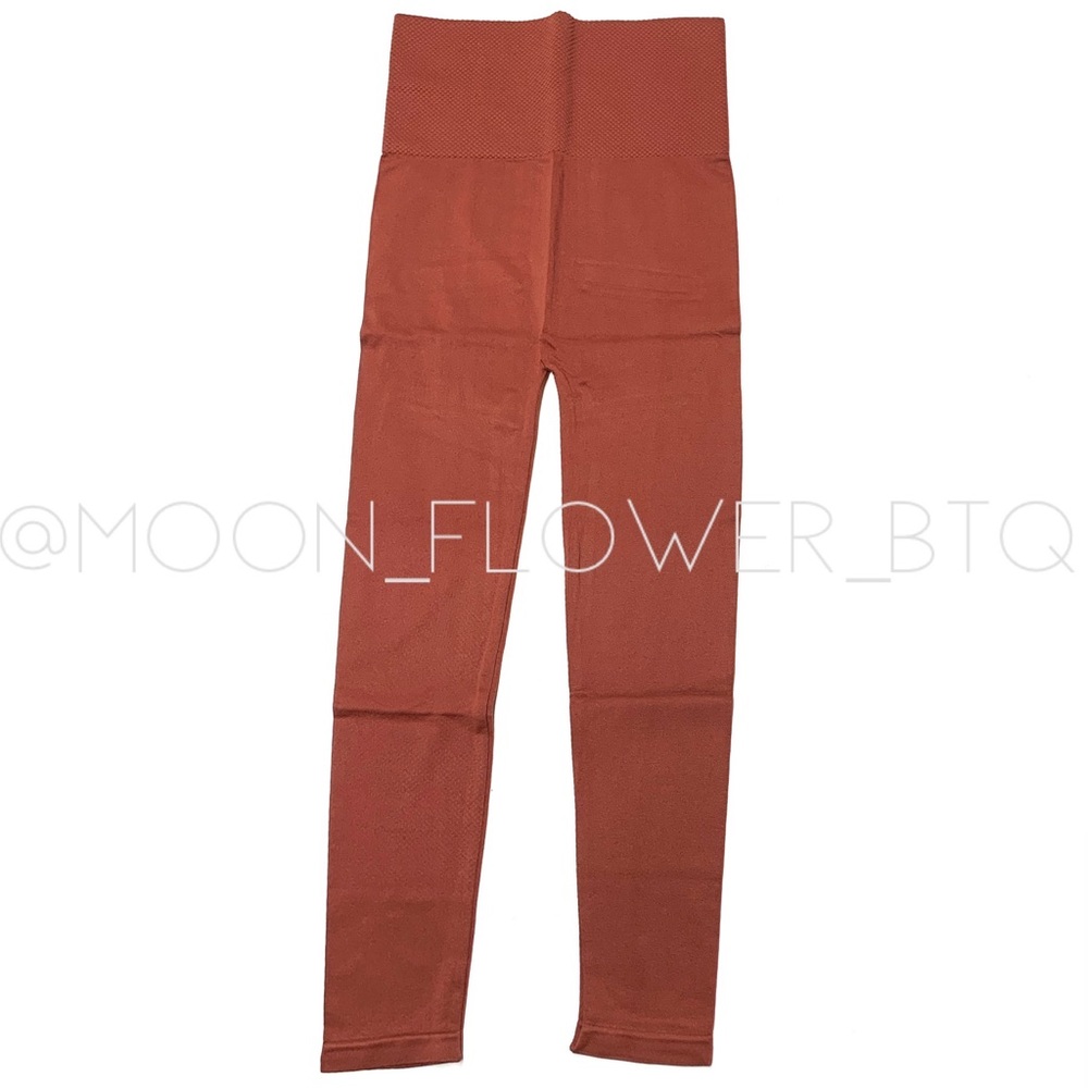 Zenana Rust Buttery Soft Tummy Control High Waist Capri - Picture 2 of 7